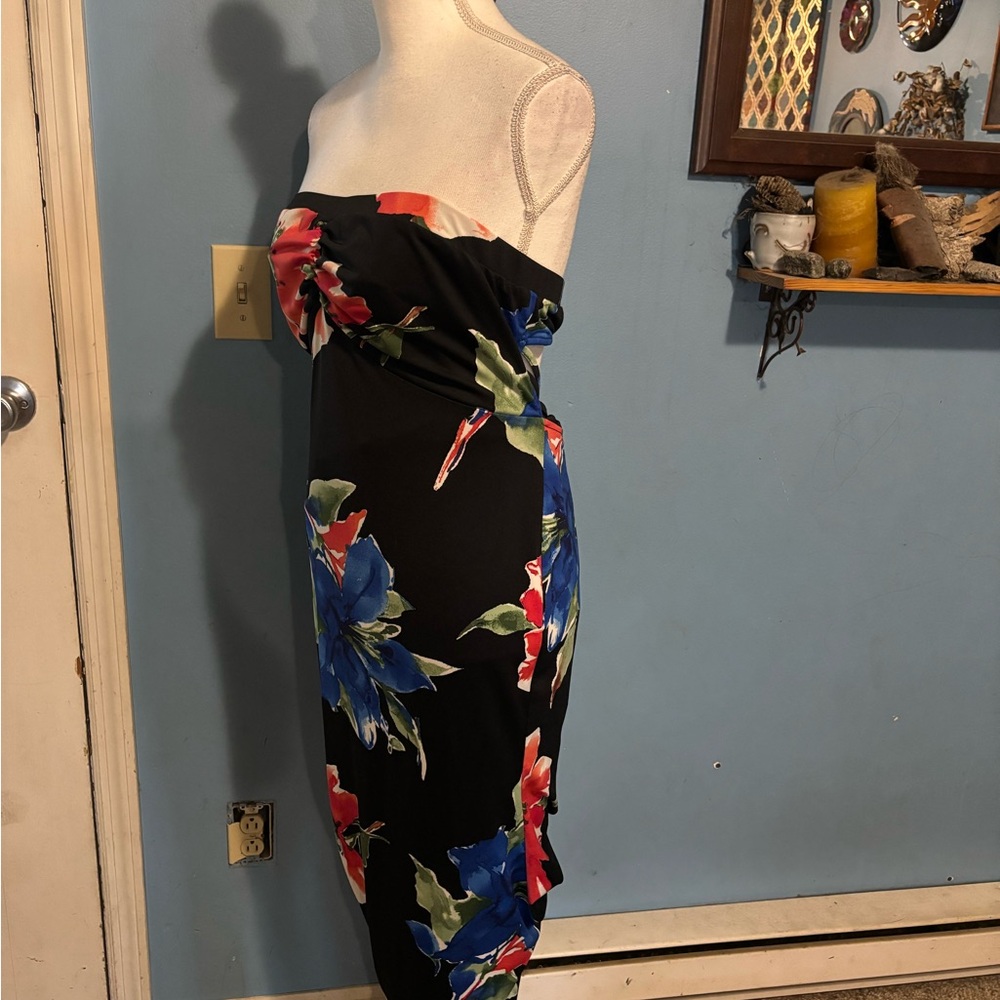 Venus, Strapless, Floral, Maxi Dress - Picture 4 of 7